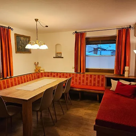 Ferienhaus Raffeiner Uderns